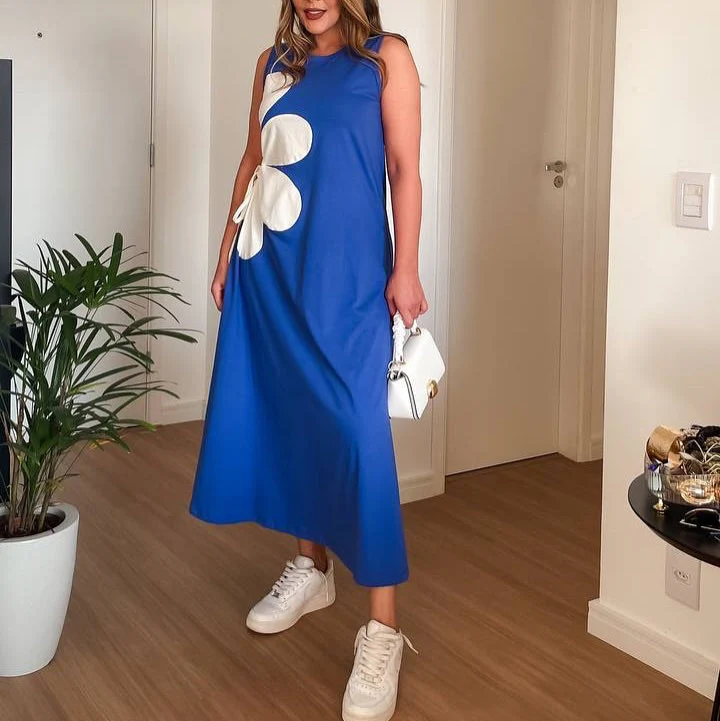 Lira Bloom Midi Dress with Statement Appliqué Floral - Royal Blue