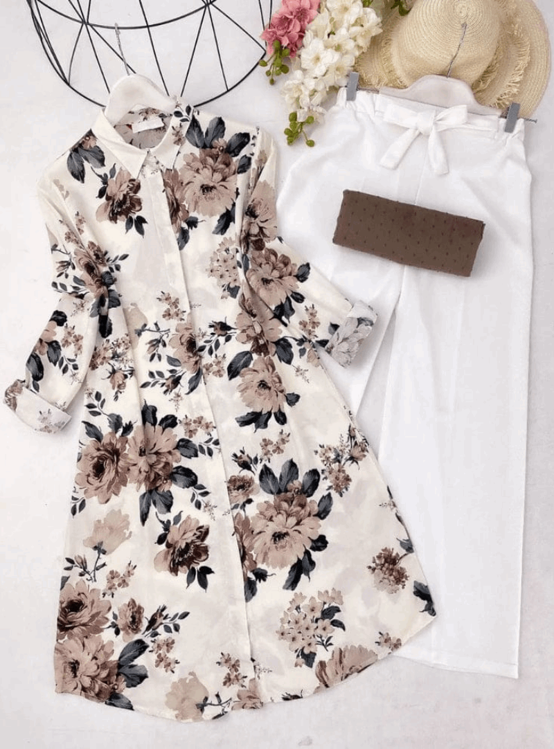 Talia Printed Top with Bottom Closure